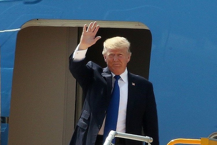 Tổng thống Hoa Kỳ Donald Trump bắt đầu chuyến thăm cấp Nhà nước tới Việt Nam